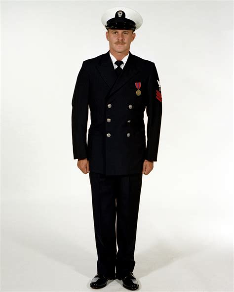 navy dress uniform enlisted.